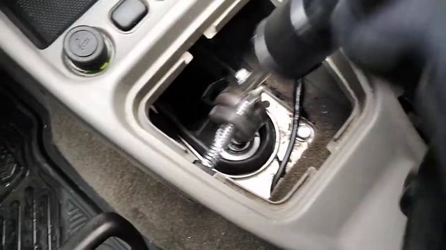 Сломалась пружина Кпп Калина.