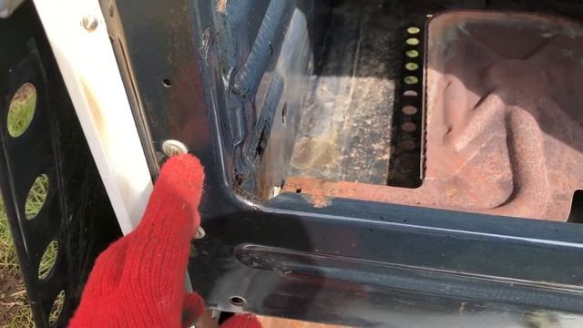 Как поменять петли, пружины, замки, стекло в дверце газовой плиты Дружковка(Greta) 1470?! Часть #1