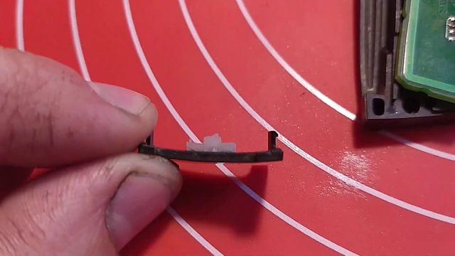 Пежо, Ситроен открытие багажника с брелка. Добавление кнопки открытия багажника.