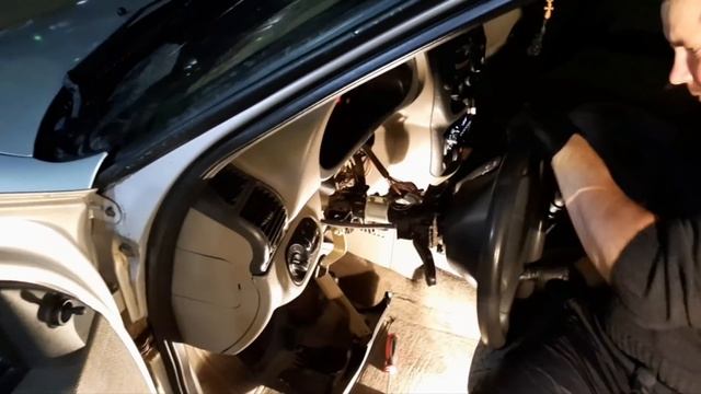 Клинит руль на Калине..