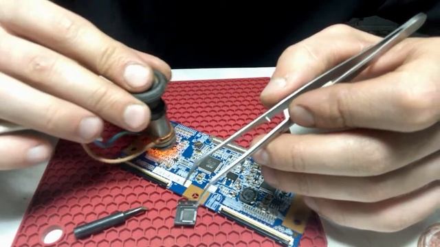 Замена микросхемы as-15 прикуривателем автомобиля, ремонт платы t-con