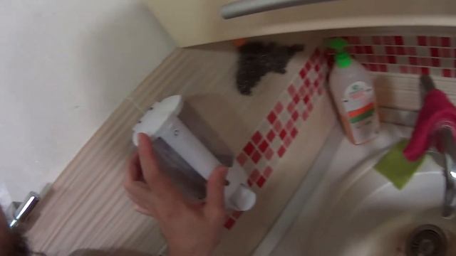 Ремонт протечки дозатора (диспенсера) для мыла