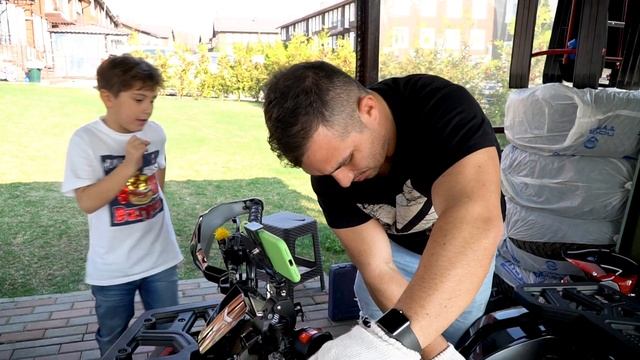 Камиль УБЕГАЕТ от ДЕВЧОНОК? Меняем Масло На КВАДРИКЕ