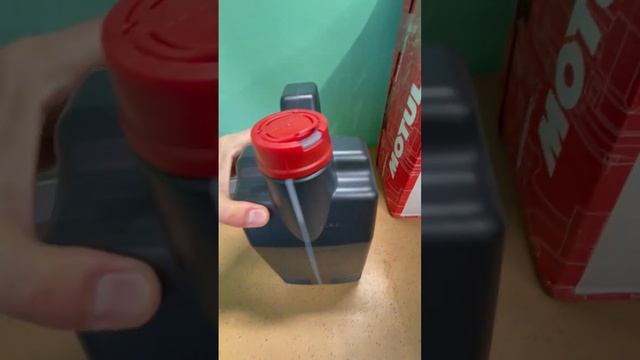 Как отличить оригинальное масло Motul 8100 Eco light 5W-30 от подделки.