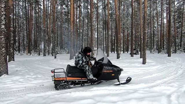 Первые покатушки на снегоходе Тайга Варяг 500.