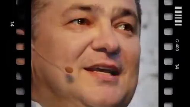 Всё хорошо, прекрасная маркиза. Поют Марат Рави и Анна Зеленская. Джаз-оркестр Ретро