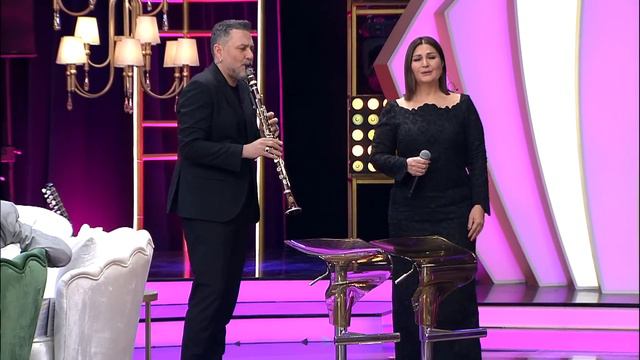 Sibel Can & Hüsnü Şenlendirici - SENEDE BİR GÜN