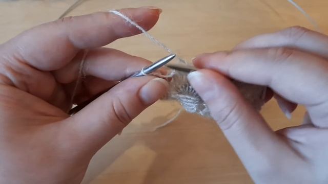 Необычный бактус спицами "Морская ракушка".