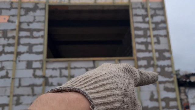 КАК прикрутить брусок к пеноблоку БИКТОН.Готовим ФАСАД под утепление ППУ и облицовку#строюгараж