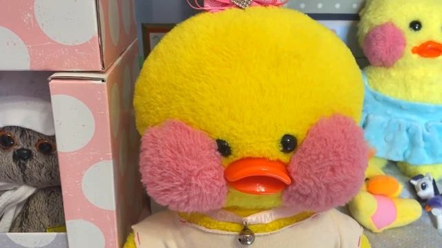 Мини ВЛОГ: День с уточкой ЛАЛАФАНФАН и БАСИКОМ/ Как назвала котёнка!?! / Уточка Lalafanfan Ми Милка