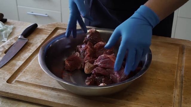 Шашлык из баранины. Простой рецепт приготовления самого сочного и вкусного шашлыка.