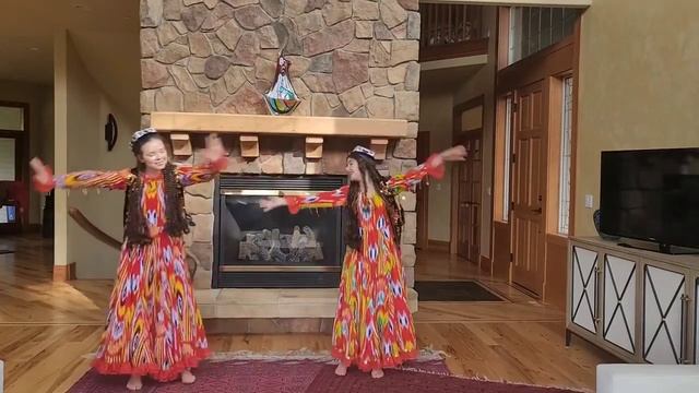 Узбекский танец «Гул» в исполнении учениц из Америки??❤️??