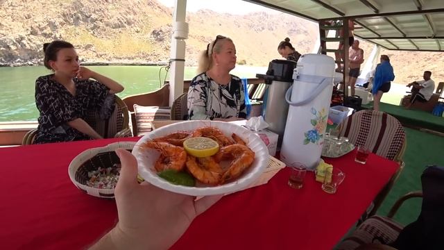 Оман-Это Вам не Дубай/из Дубая в Оман за 90$/Пляж,Еда,Цены/Из Дубая в Оман