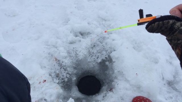 Зимняя рыбалка (ловля леща зимой на мормышку), рыбалка на водохранилище
