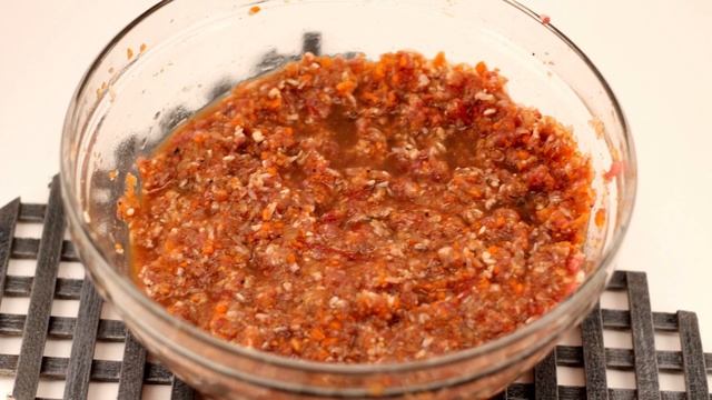 Фаршированный перец с рисом и фаршем в кастрюле - самый доступный рецепт!