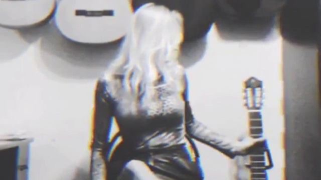 "Танец стихий".("Ковчег") Музыка и слова Александры Рюмцевой. исполняет автор.