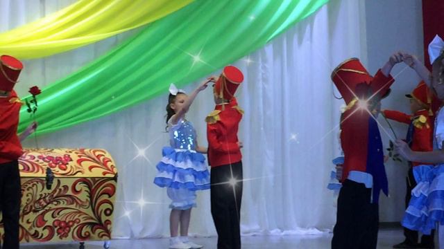 Танец оловянных солдатиков. Народный детский кол-в -Радость-