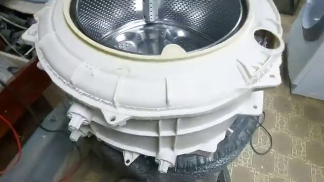 Hotpoint-Ariston. Аристон. Замена подшипника. Обзор стиральной машинки
