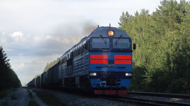 Тепловозное разнообразие на линии Тюмень - Тобольск. Оригинальные рабочие поезда. Июль 2024 года