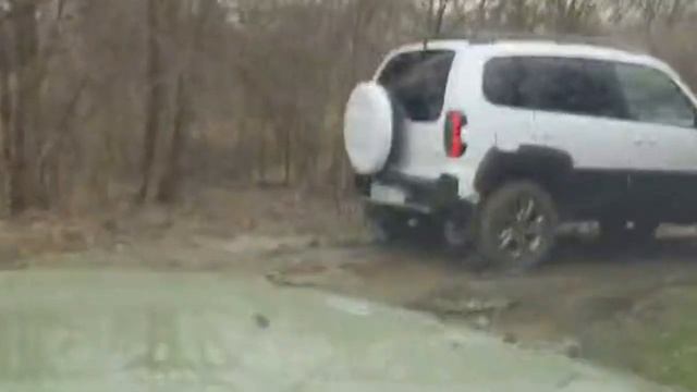 JAECOO J7 на легком бездорожье