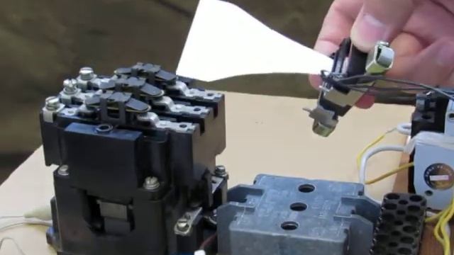 Сравнение силы прижима контактов контактора ПМЕ-211 и реле МР25 от УЗМ-51М