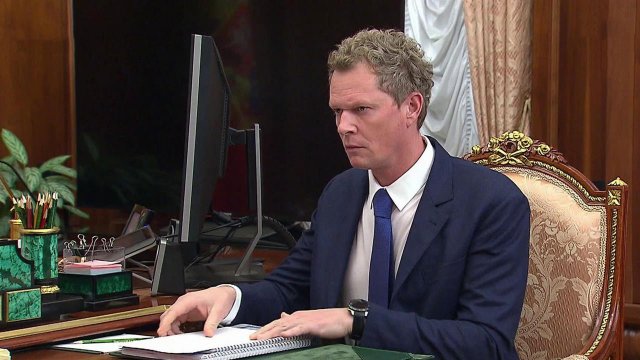 О налоговых поступлениях в бюджетную систему президенту доложил глава ФНС Даниил Егоров