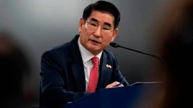 Экс-министр обороны Южной Кореи попытался совершить суицид в следственном изоляторе