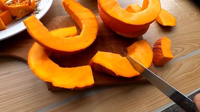 Пробую тыкву сорт КОНФЕТКА