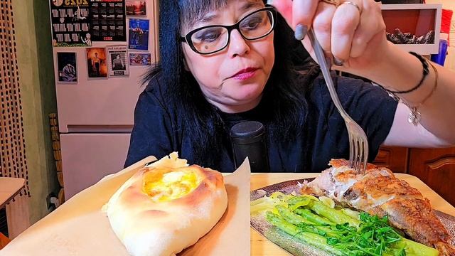 Мукбанг | Хачапури по-аджарски, Морской окунь. Обжор Асмр