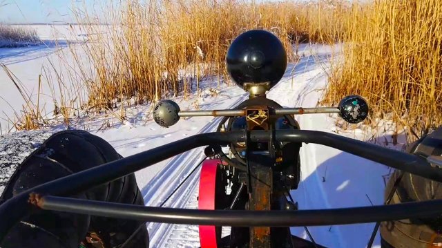 Самодельный снегоход и зимняя сказка