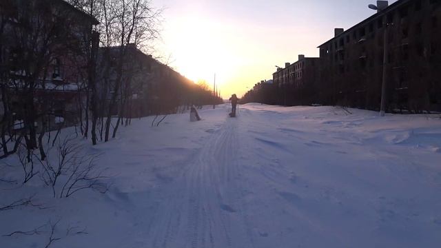 Воркута поселок Советский. Призрак среди снегов фильм первый .