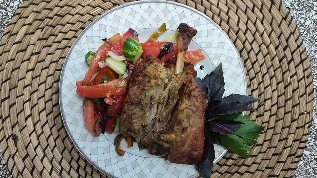 Рецепт для занятой хозяйки: свиной рябчик в рукаве