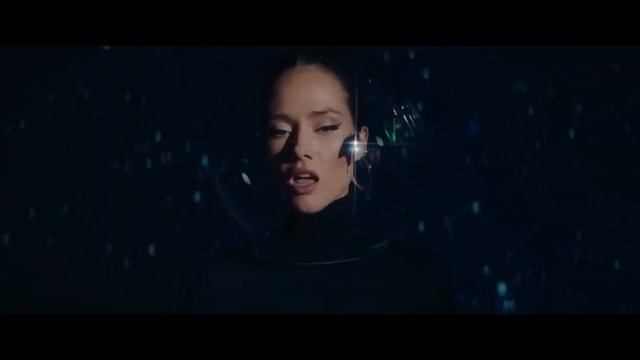 Юля Паршюта. Летит. Премьера клипа, 2023