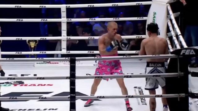 Как Даня Милохин нокаутировал Василе Жосана