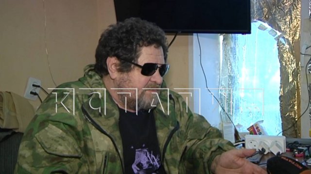 Приставы, наложив на инвалида по ошибке взыскание на 100000, после признания ошибки,потребовали 8000