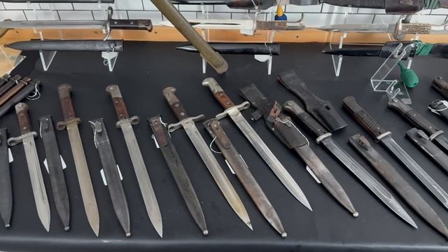 ДОСТУПНЫЕ Штыки германии и холодное оружие на рождественском аукционе Warstory
