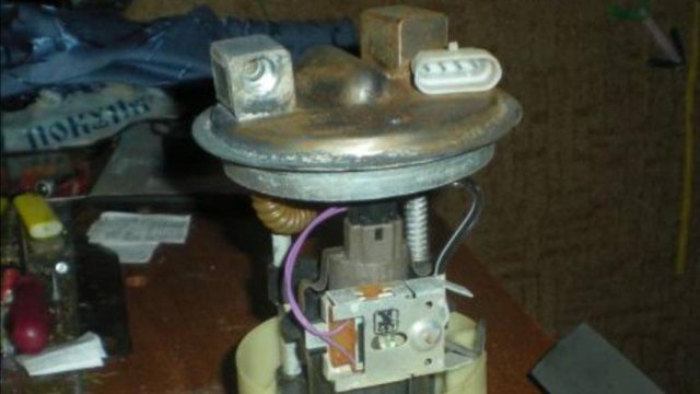 Как подключить бензонасос на прямую 2110 в случае обрыва электроцепи