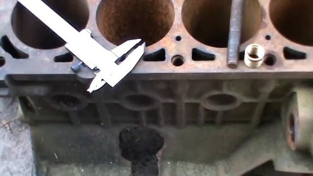 Как Восстановить Сорванную Резьбу в Блоке Двигателя Машины