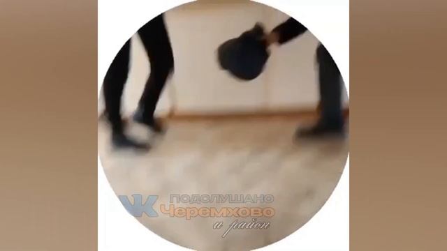 Школьница избивала инвалида и заставляла целовать ей