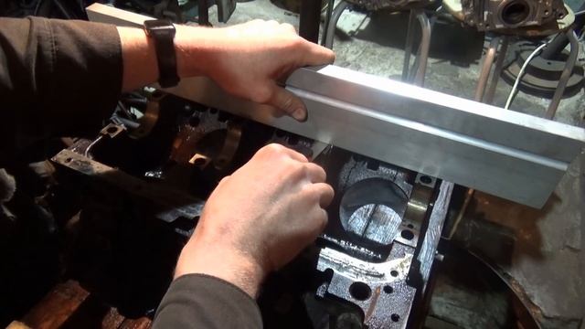 Закусило коленвал? Проверка коренных постелей коленв?