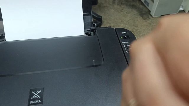 Canon G3411 блеклый цвет или вообще отсутствует.