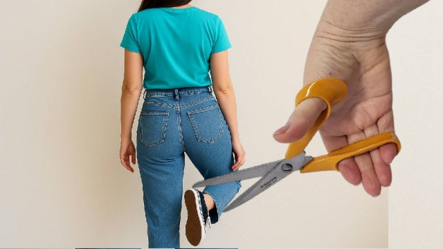 Как укоротить джинсы за 2 минуты с фабричным швом