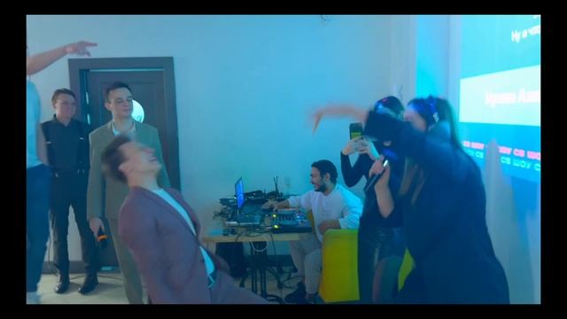 Фоновое видео