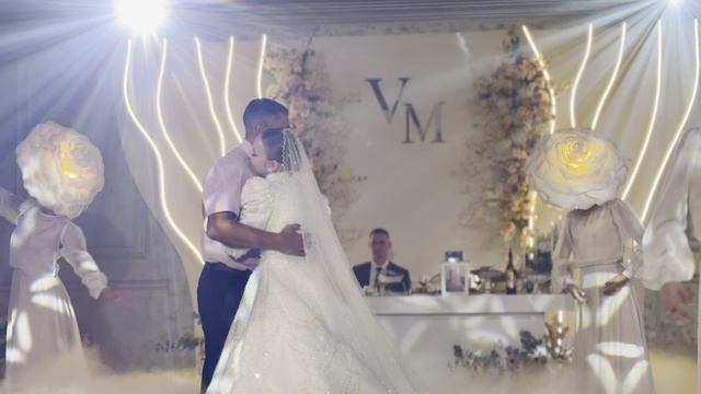 Медленный танец невесты с папой