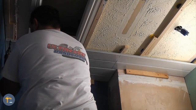 Монтаж ПВХ панелей на потолок, подробная инструкция