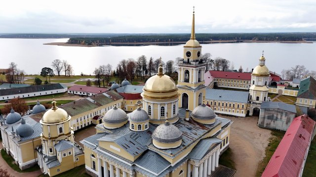 Озеро Селигер. Нило-Столобенская пустынь