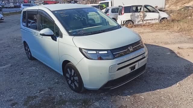 Забрали Honda Freed из таможни