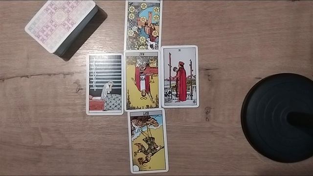 скорпион декабрь 2025 таро