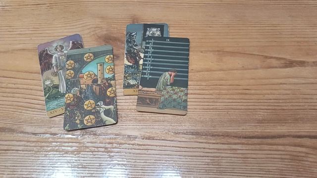 ДЕВА таро-прогноз на декабрь 2025