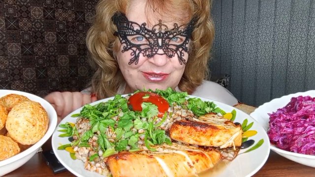 МУКБАНГ"НЕ ДЛЯ CЛAБОНЕРВНЫХ" ЕДАНАКАМЕРУ/ОБЖОР/